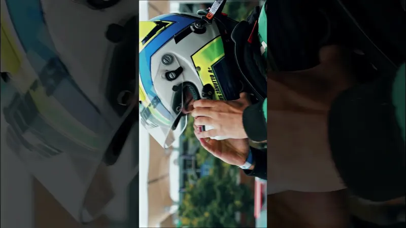 Reels de cobertura de corrida em Interlagos com o piloto Zanuto